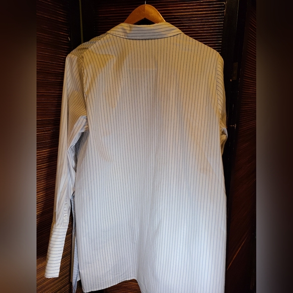 Plus size 18 pin striped dress shirt - Picture 2 of 3